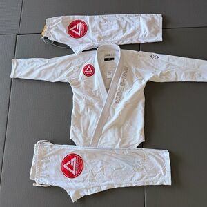 Gracie Barra - A2 White Gi - Vanguard Edition
